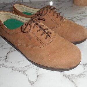 SaS Comfort Shoes Size 8.5 Wide Lace U[